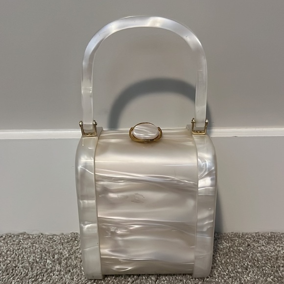 Stylecraft Miami Handbags - STYLE craft Miami White marble Hardcase Purse